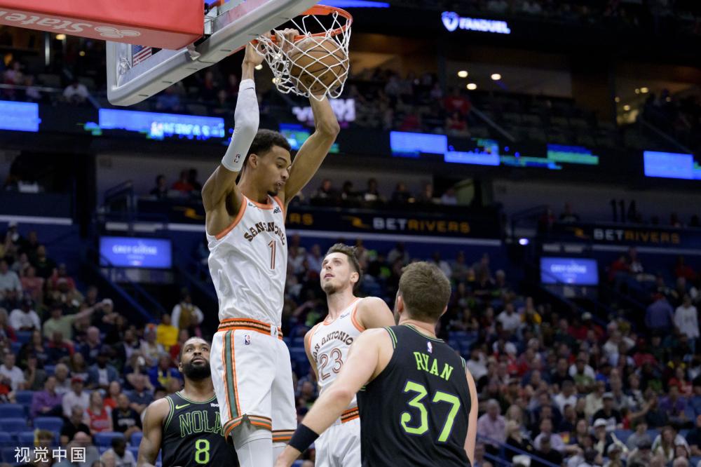 疑是对太阳 疑是对太阳